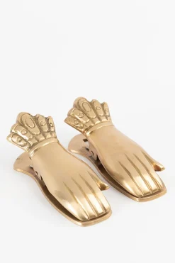 Paperclip hand