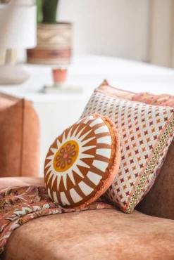Rood geruit jacquard kussen
