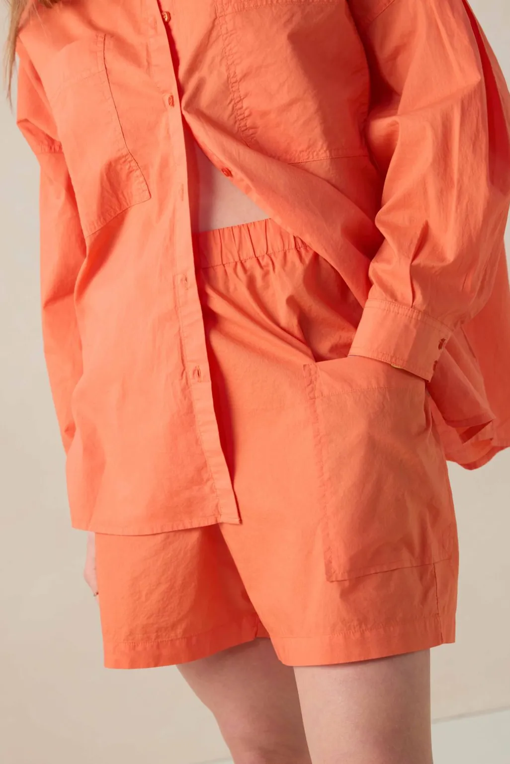 Roodoranje poplin short