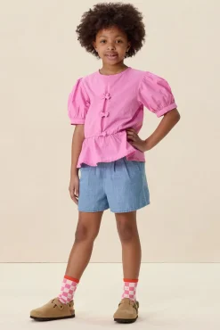 Roze blouse met striksluiting