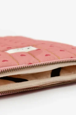 Roze laptophoes met hartjesprint