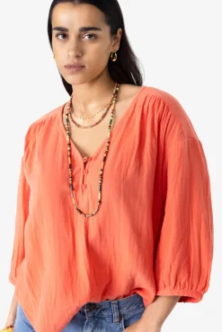 Roze mousseline blouse met V-hals