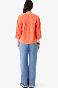 Roze mousseline blouse met V-hals