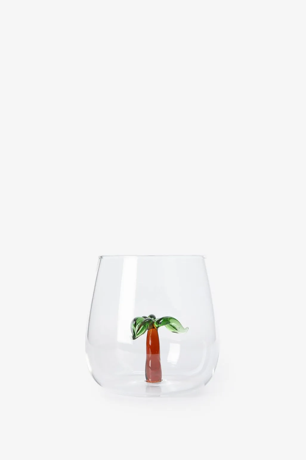 Waterglazen met palmboom
