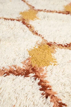 Wit kleed met honey comb print