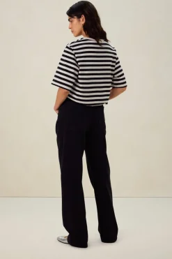 Wit met zwart gestreept T-shirt