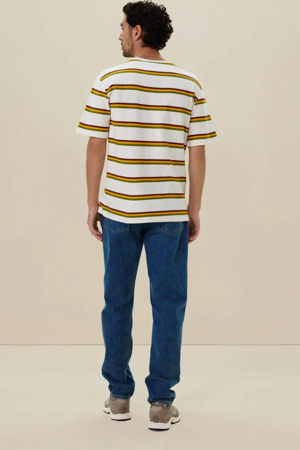 Wit t-shirt met multicolour strepen
