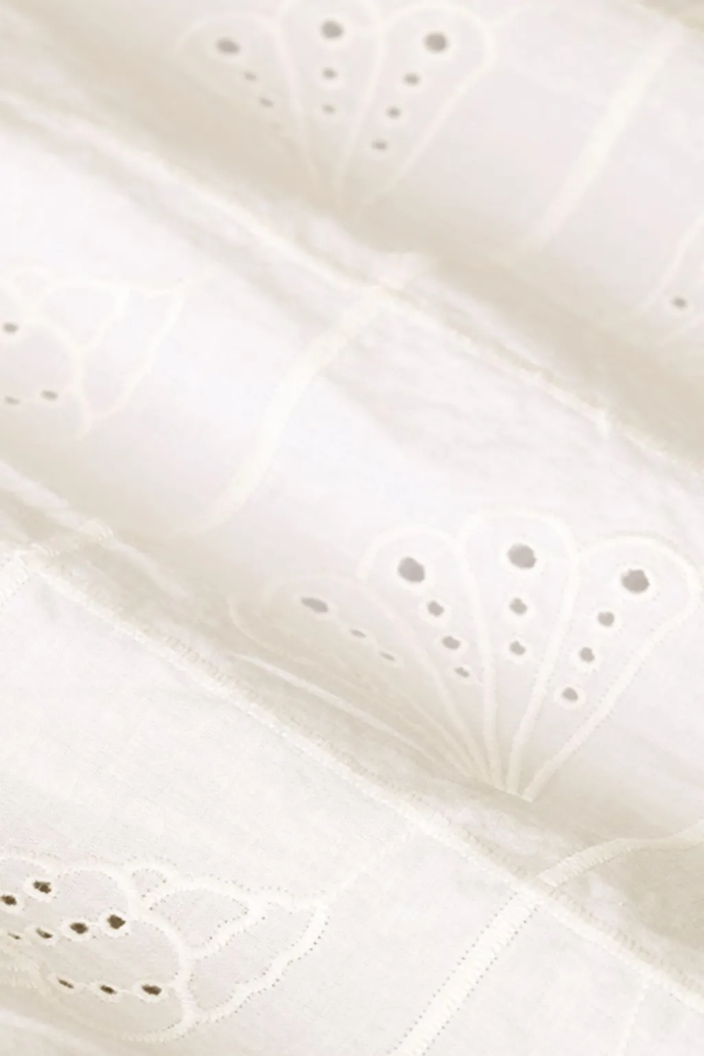 Witte blouse met embroidery