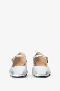 Zilveren leren ballerina