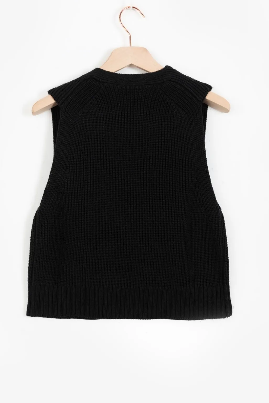 Zwart gebreid gilet