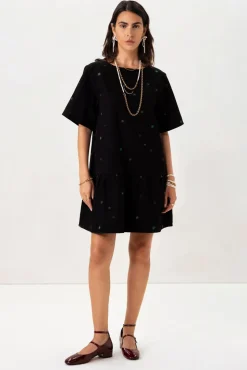 Zwarte jurk met embroidery
