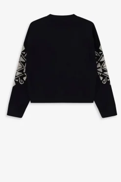 Zwarte sweater met geborduurde mouw
