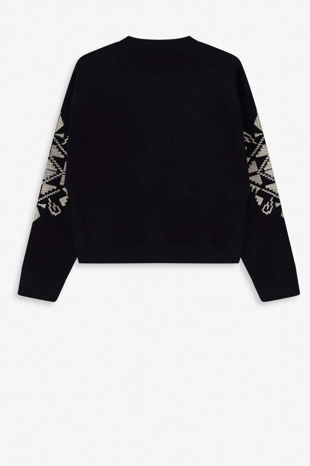 Zwarte sweater met geborduurde mouw