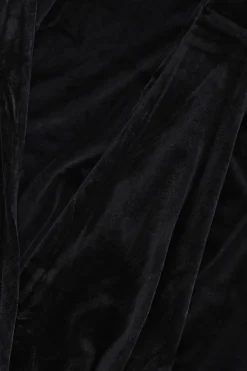 Zwarte velvet halter jumpsuit