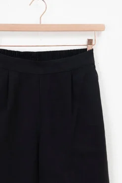 Zwarte wide leg broek